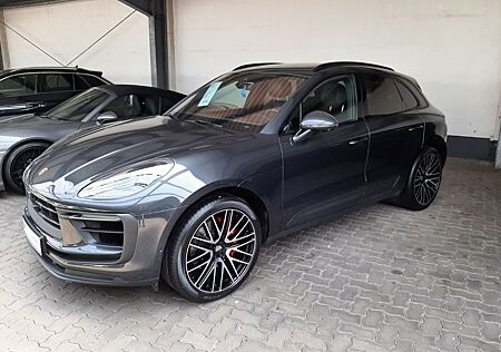 Porsche Macan S Pano AHK Luft 21 Zoll 1.Hand