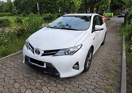 Toyota Auris 1,8Hybrid Garagenwagen TüV Neu Top Zustand