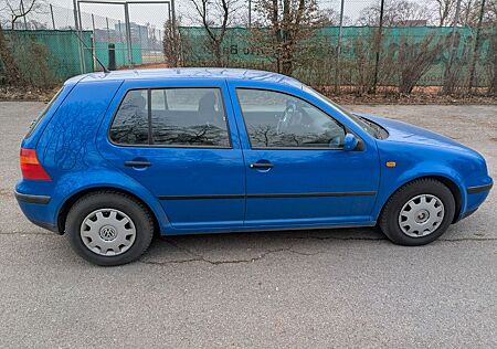 VW Golf Volkswagen 1.6 Comfortline