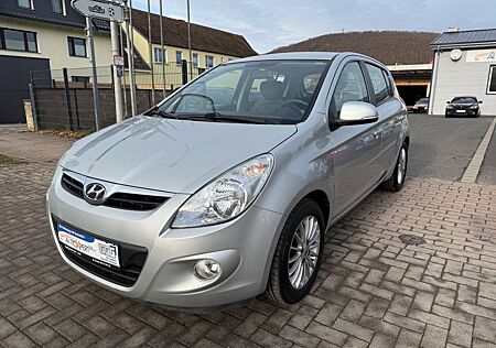 Hyundai i20 TÜV NEU Insp.NEU Sitzheizung Leder Euro 5