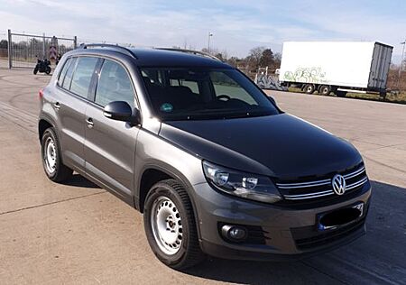 VW Tiguan Volkswagen 2.0 TDI SCR 81kW BMT Trend & Fun Tren...
