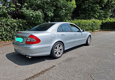Mercedes-Benz E 200 KOMPRESSOR AVANTGARDE Avantgarde