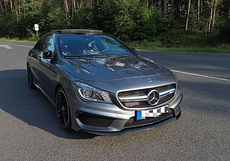 Mercedes-Benz CLA 45 AMG 4MATIC Sport AGA Panorama Perf. Sitz