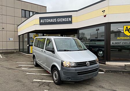 VW T5 Transporter Volkswagen Kombi