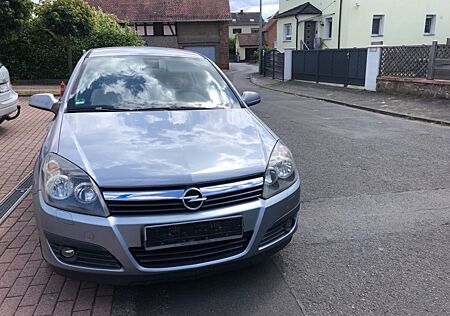 Opel Astra 1.6 Twinport -Aus 2 Hand