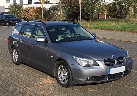 BMW 523i touring - Leder /WiRei/Dachbox/Radträger