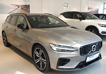 Volvo V60 Recharge T8 AWD Geartronic R-Design Klima