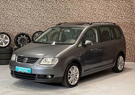 VW Touran Volkswagen Highline~XENON~NAVI~SCHIEBEDACH~TÜV NEU~