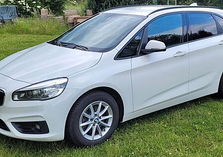 BMW 2er 220 Active Tourer 220d
