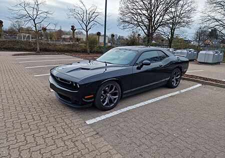 Dodge Challenger 3.6l 1 Hand Tüv Neu unfallfrei