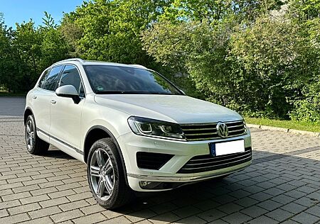 VW Touareg Volkswagen 3.0 V6 TDI SCR Tiptronic Exclusive