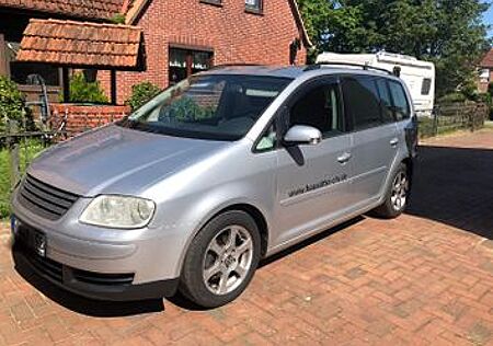 VW Touran gebraucht kaufen VW Touran Volkswagen 2.0 TDI