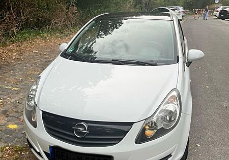 Opel Corsa - 8fach bereift
