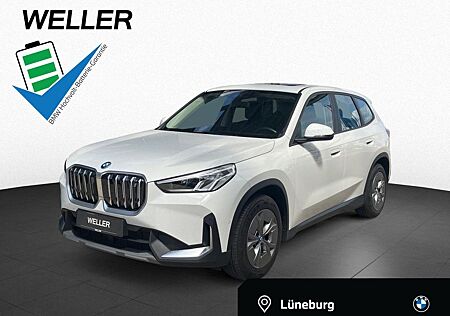 BMW iX1 xDrive30 PA DAB Pano AHK LenkrHz SitzHz Navi