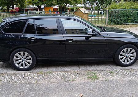 BMW 318i Touring Advantage*gr.Navi*LED*GRA*PDC*RFK