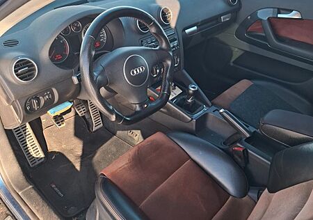 Audi A3 1.6 FSI Ambiente Ambiente