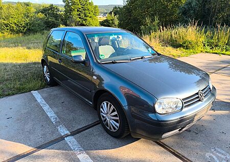 VW Golf Volkswagen 1.4 Basis Basis