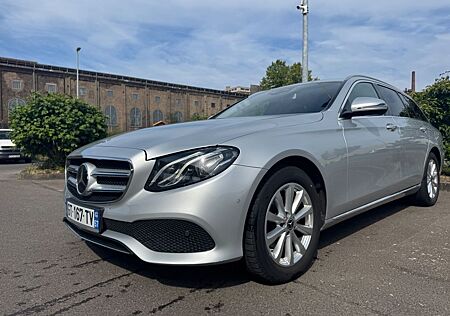 Mercedes-Benz E 200 d T Autom. -