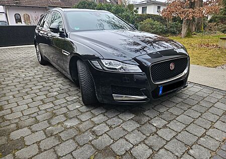 Jaguar XF E-Performance 163PS|*2.HD*|LED|CAM|NAVI|Carpl