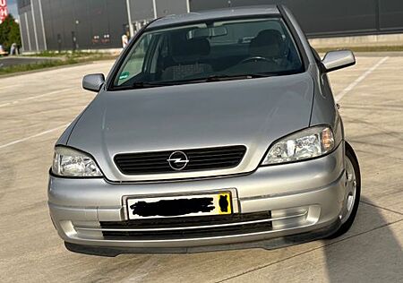 Opel Astra 1.6 Automatik - TÜV (NEU)