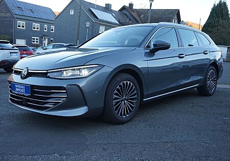 VW Passat Variant Volkswagen 1.5 eTSI 110 kW Elegance Head UP