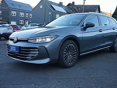 Volkswagen Passat Variant 1.5 eTSI 110 kW Elegance Head UP