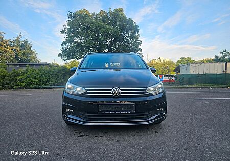 VW Touran Volkswagen Highline BMT/Start-Stopp