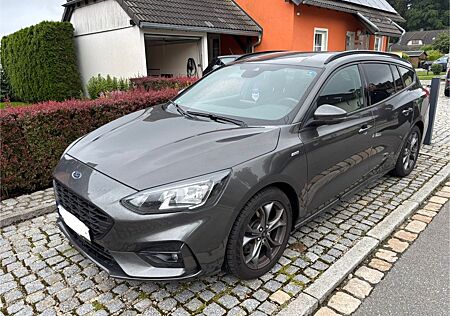 Ford Focus 1,0 EcoBoost 92kW ST-Line Turnier ST-Line