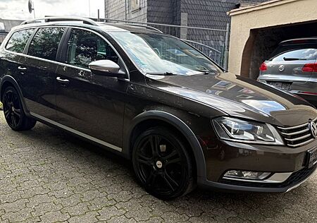 VW Passat Alltrack Volkswagen Variant Basis BMT 4Motion 2.0