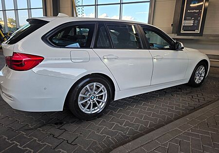 BMW 316d Pano,Shz,Lci,easyenty,8fach,Selbstparkend