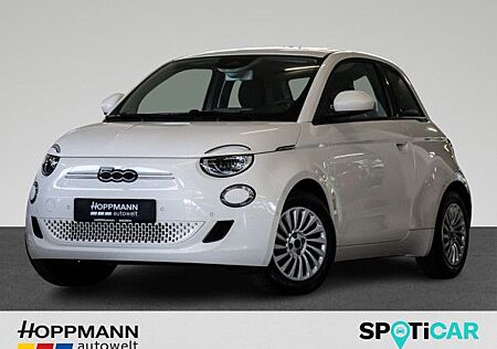 Fiat 500E SHZ, PDC hi. + Kam., Klima, CarPlay, Isofix