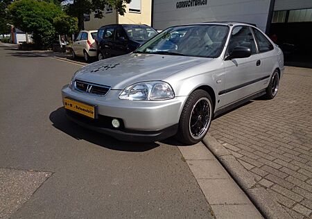 Honda Civic 1.6i LS Comfort Klima. Schiebed. top Zusta