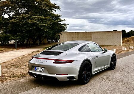 Porsche 991 .2 Carrera 4