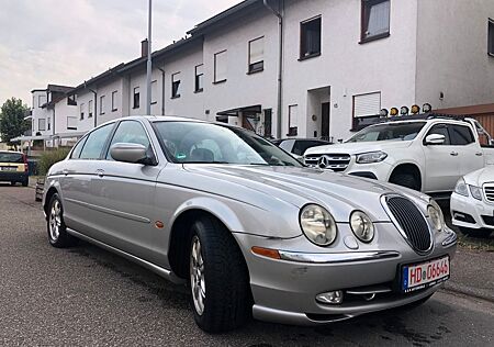 Jaguar S-Type 3 L V6 Executive