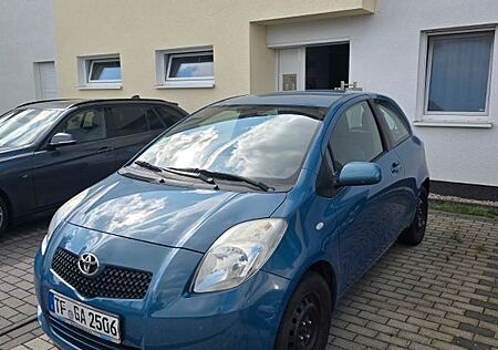 Toyota Yaris KLIMA, 8-fach bereift, grüne Plakette