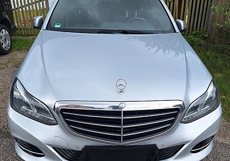 Mercedes-Benz E 220 T CDI