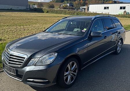 Mercedes-Benz E 250 CGI T BlueEFFICIENCY AVANTGARDE AVANTGARDE