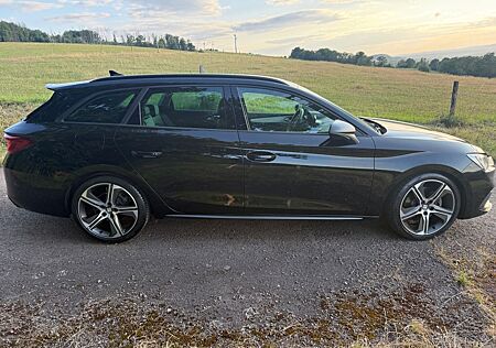 Seat Leon 1.5 eTSI ACT 110kW FR Plus DSG Sportst....