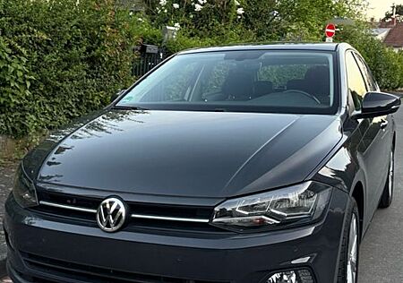 VW Polo Volkswagen 1.6 TDI | 8-fach bereift | Schiebedach