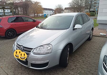 VW Jetta Volkswagen V 1.6 Comfortline (neu TÜV)