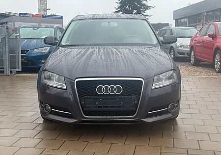 Audi A3 Sportback 1.6 TDI Attraction