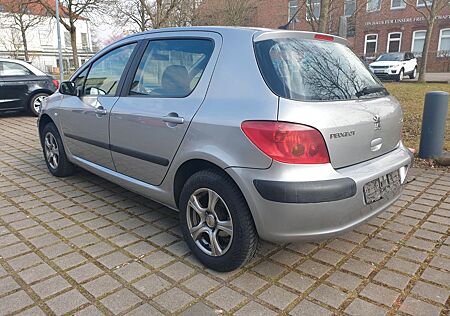 Peugeot 307 wenig KM Klima Gepflegt TÜV NEU