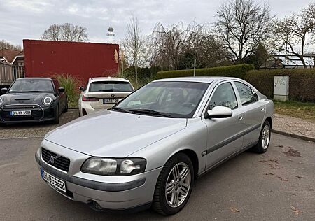 Volvo S60 2.4 20V 5-Zylinder Automatik Comfort