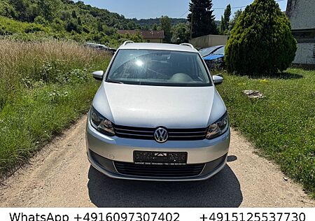 VW Touran Volkswagen Comfortline Navi,Alus,Tempomat,7-Sitzer