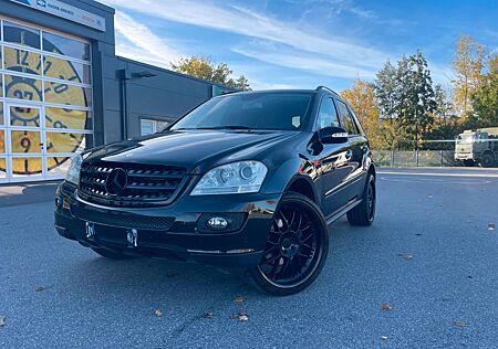 Mercedes-Benz ML 320 gebraucht kaufen Mercedes-Benz ML 320 CDI 4MATIC/Voll Scheckheftgepflegt bei MB