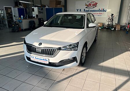 Skoda Scala 1.0 TSI 70kW Active Klima SHZ PDC LED 1.Hd