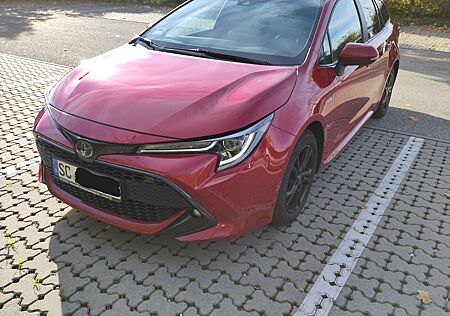 Toyota Corolla 2,0 Hybrid Team Deutsch Touring Spor...