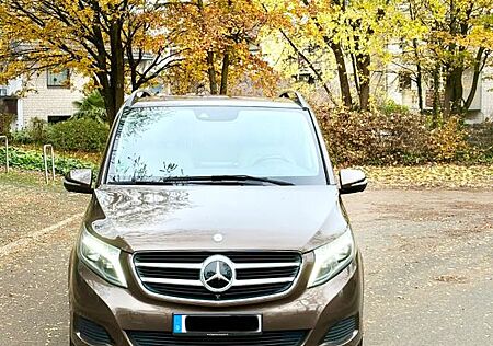 Mercedes-Benz V 250 d 4MATIC AVANTGARDE EDITION lang AVANT...