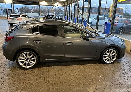 Mazda 3 2.2 SKYACTIV-D 150 Center-Line Center-Line