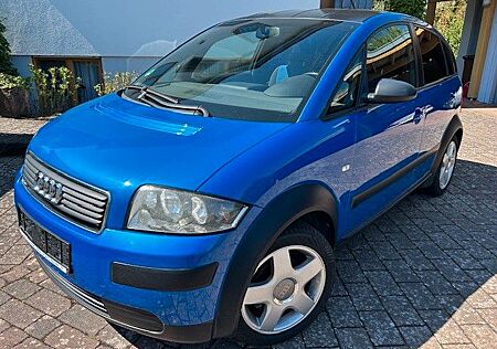 Audi A2 1.4 -Sonderedition Colorstorm in Blau